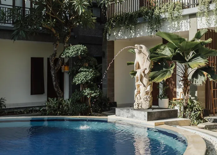 Seminyak 3* レギャン