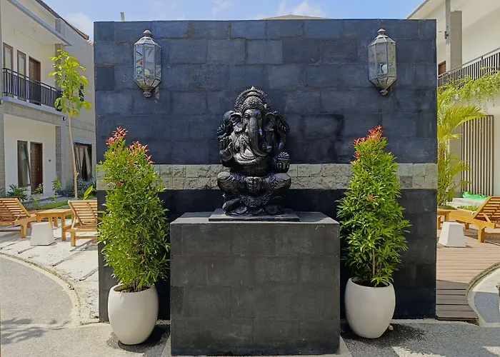 Seminyak 3* レギャン