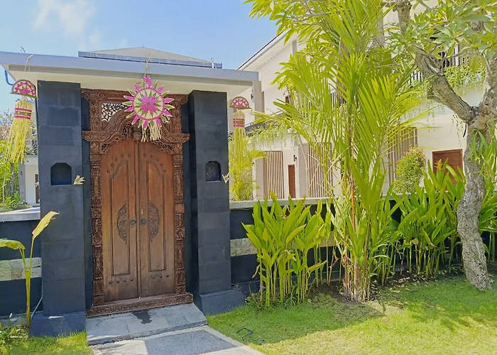 Seminyak 3*