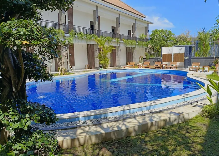 Seminyak 3*